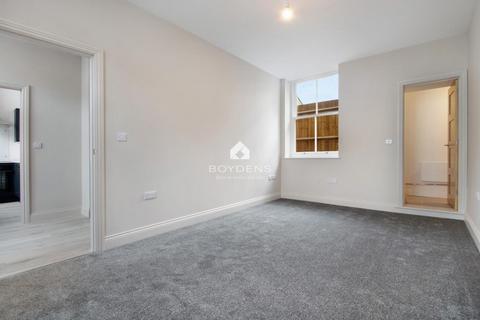 1 bedroom apartment for sale, High Street, Colchester CO5