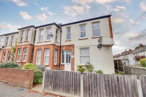 1 bedroom flat for sale, Electric Avenue, Westcliff-on-Sea SS0