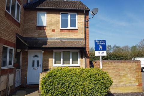 2 bedroom semi-detached house to rent, Broome Way