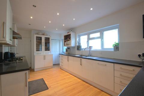 4 bedroom house to rent, Lonsdale Road, WEYBRIDGE, KT13