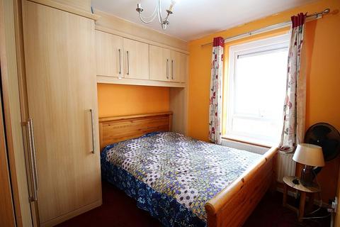 17 West Quadrant, Sheffield, S5 6QE