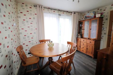 27 Compton Place, Erith, DA8 1RY