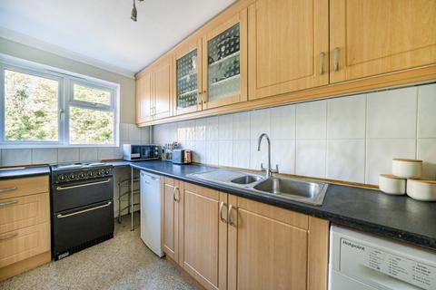 8 Elgin Gardens, Guildford, GU1 1UB