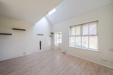22 Badgers Close, Woking, GU21 3JF