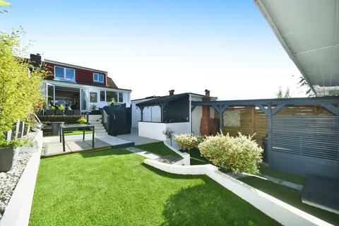 3 bedroom semi-detached house for sale, Selhurst Road, East Sussex BN2