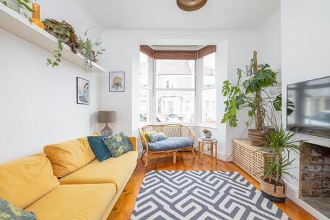 2 bedroom terraced house for sale, Chessel Street, Bedminster