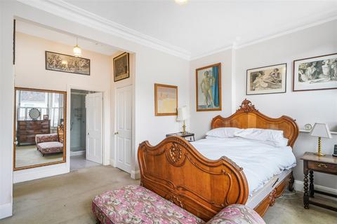 53 Westwick Gardens, London, W14 0BS