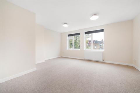 2 bedroom flat to rent, Howard House, Howard Road, Penge, SE20