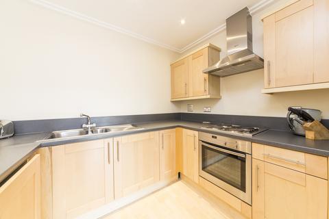 2 bedroom apartment to rent, Victoria Road, London W3