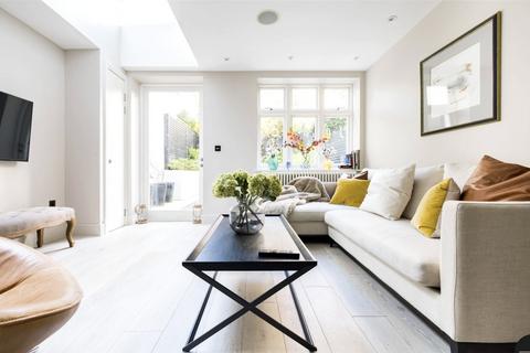 Pilgrims Lane, Hampstead, London, NW3