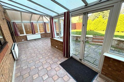 14 Cumbrae Drive, Great Billing, Northampton, NN3 9HD
