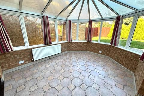 14 Cumbrae Drive, Great Billing, Northampton, NN3 9HD