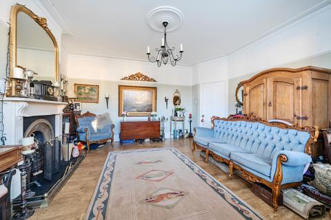 34 Bedford Avenue, Barnet, EN5 2EP