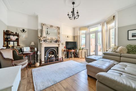 34 Bedford Avenue, Barnet, EN5 2EP