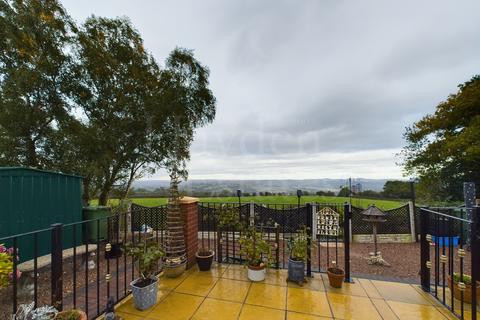 3 bedroom park home for sale, Meadow View, Earls Ditton Lane, DY14 0NE