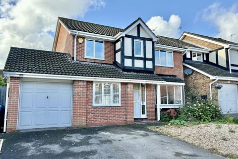 4 bedroom detached house for sale, Woodpecker Drive, Creekmoor