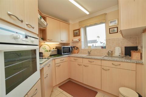 1 bedroom retirement property for sale, The Village, Wigginton, York