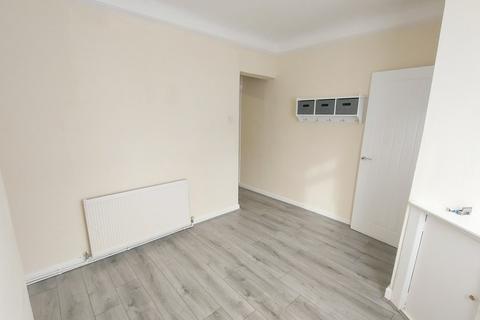 2 bedroom terraced house for sale, Church Street, West Bank, Widnes