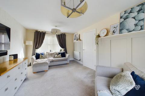 3 bedroom detached house for sale, Bruton Gardens, Great Haywood