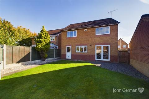 4 bedroom detached house for sale, Sandown Close, Branston