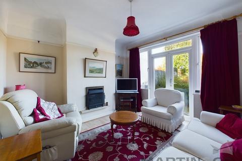 3 bedroom semi-detached house for sale, Goodwood Avenue, Watford