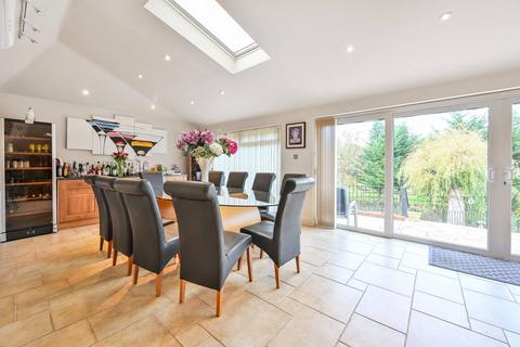 Riverbank Lodge Old Malden Lane, Worcester Park, KT4 7PU