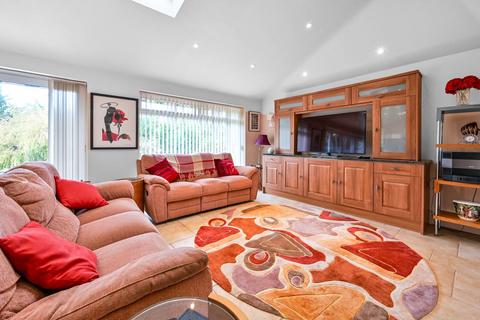 Riverbank Lodge Old Malden Lane, Worcester Park, KT4 7PU