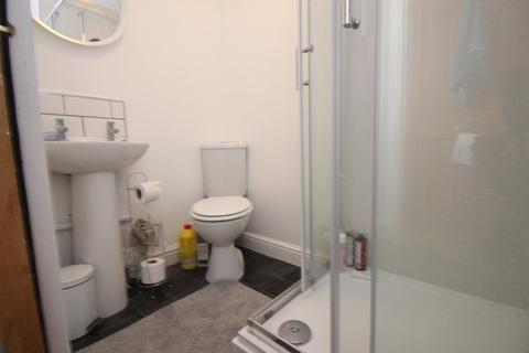 1 bedroom in a house share to rent, Lipson Road, Plymouth PL4