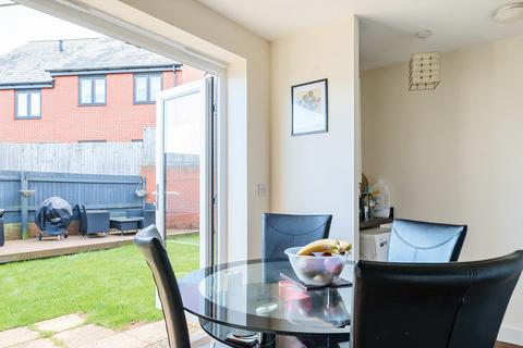 3 bedroom end of terrace house for sale, Old Quarry Drive, Exminster, EX6 8FJ