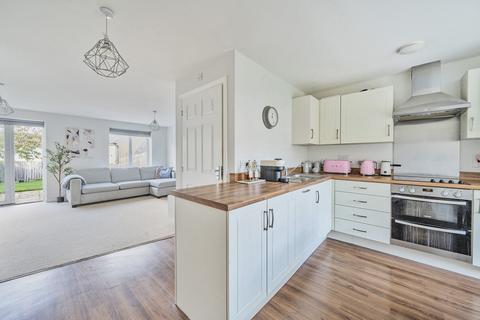 37 Barn Orchard, Cranbrook, Exeter, EX5 7AE