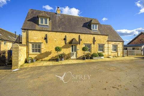 2 bedroom barn conversion to rent, Barrowden Road PE9