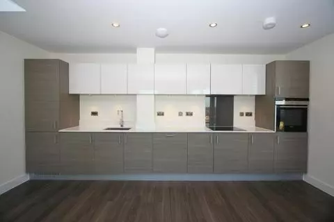 3 bedroom apartment to rent – pohled 2