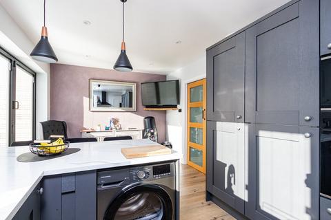 4 Dean Close, Partington, Manchester, M31 4BQ