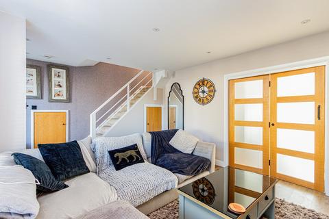 4 Dean Close, Partington, Manchester, M31 4BQ