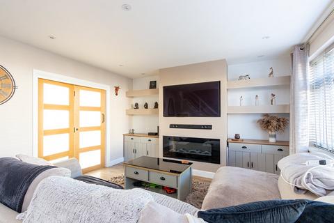 4 Dean Close, Partington, Manchester, M31 4BQ