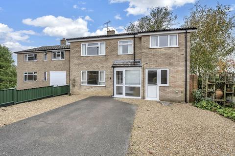 4 bedroom detached house to rent, Strollers Way, Stetchworth, Newmarket