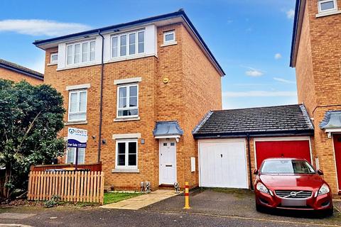 3 bedroom semi-detached house for sale, Kathie Road, Bedford MK42