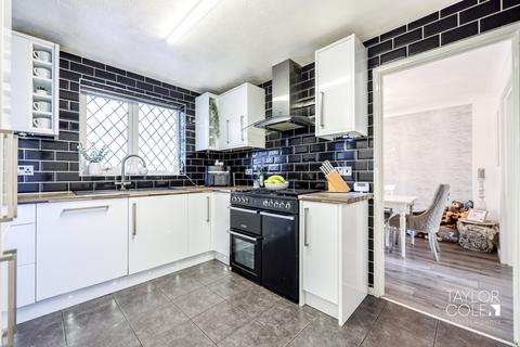 24 Teign, Hockley, Tamworth, B77 5QP