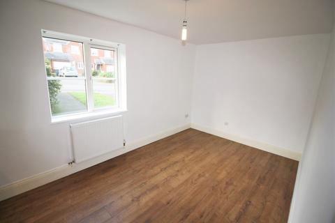 3 bedroom end of terrace house to rent, Lewis Crescent, Exeter EX2