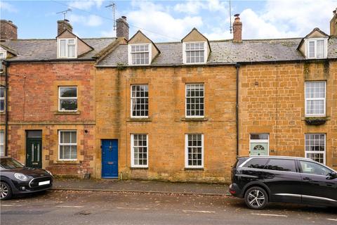 3 bedroom terraced house for sale, London Road, Moreton-in-Marsh, Gloucestershire, GL56