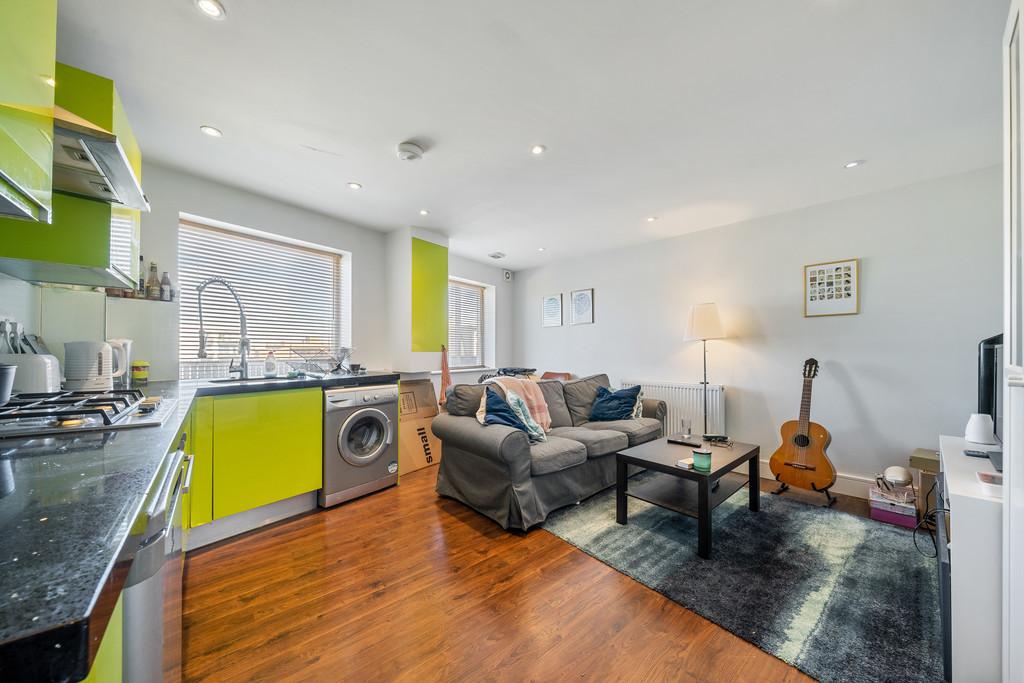 Flat 7, 46 Takoma House N8 8 ED-No Watermark-5