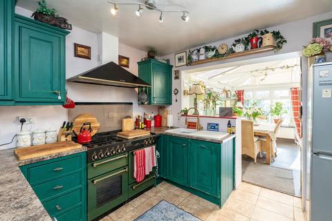 3 bedroom terraced house for sale, Oakdene Road, Brockham