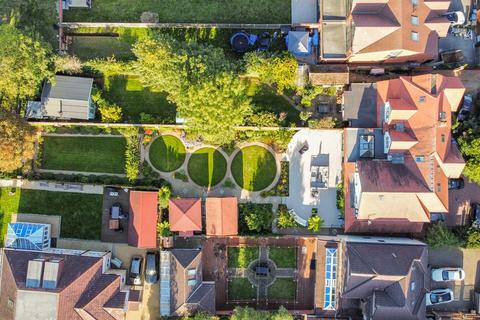 6 bedroom semi-detached house for sale, Tentelow Lane, Norwood Green, Southall