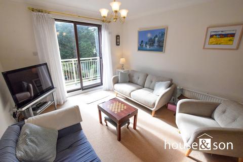 2 bedroom apartment for sale, Knyveton Road, East Cliff, Bournemouth, BH1