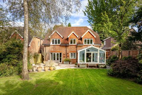 4 bedroom detached house for sale, Kenley Road, Headley Down, Hampshire