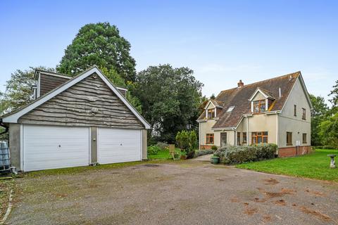 4 bedroom detached house for sale, Halstead Road, Kirby Cross,