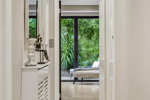 undefined, Lambrook Terrace, London