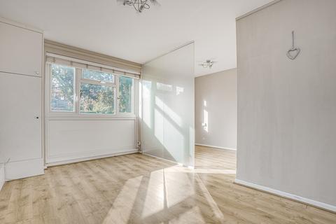 1 bedroom flat to rent, Pearscroft Road, Fulham, London