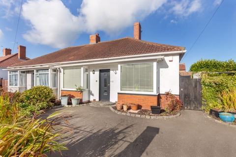 3 bedroom semi-detached bungalow for sale, Woodlands Park Villas, North Gosforth, Newcastle Upon Tyne