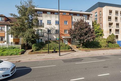 2 bedroom apartment for sale, Brighton Road, Purley